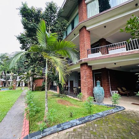Lanka Bangla Inn Villas Restaurant & Travels كاتوناياكى المظهر الخارجي الصورة